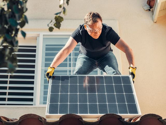 Autoconsommation solaire, produire et consommer sa propre électricité Autoconsommation solaire, produire et consommer sa propre électricité