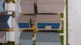 Panneaux solaires en copropriété, qui décide et qui paie